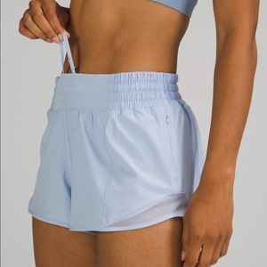 Lululemon hotty hot shorts 2.5” - light blue. Size 6